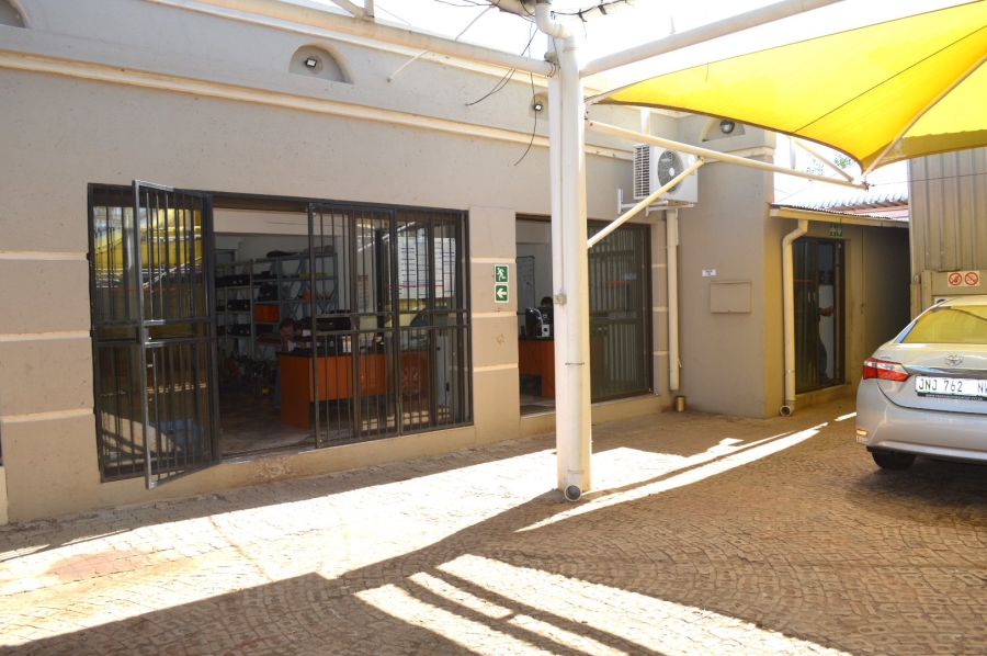 Commercial Property for Sale in Collerville North West